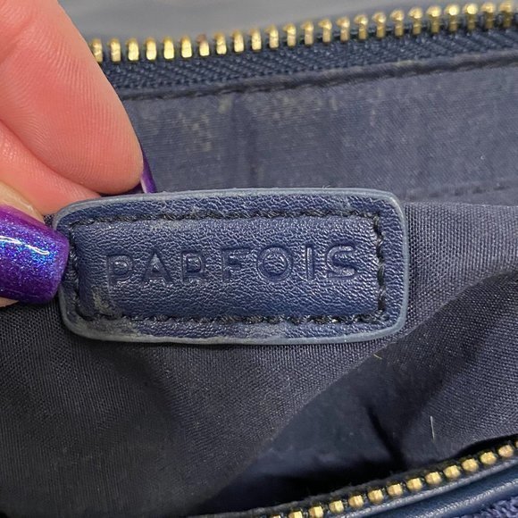 Parfois Small Crochet Crossbody Navy‎ Blue in Color - Picture 7 of 11